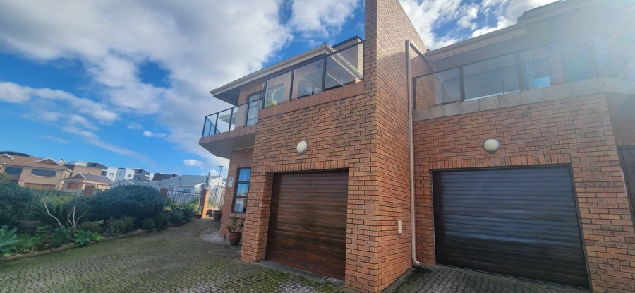 3 Bedroom Property for Sale in Reebok Western Cape